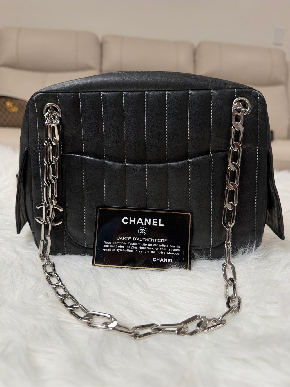 💯Authentic Chanel Black Leather Camera Shoulder Bag Silver CC Chain Charm🍀